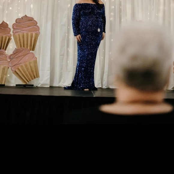 Prom/Pageant Dress - Picture 3 of 5